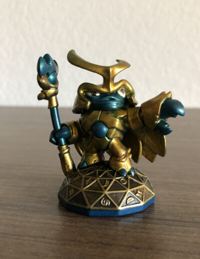 A custom repaint of Dune bug from skylanders, reversing the color pallete to make gold the main color.
