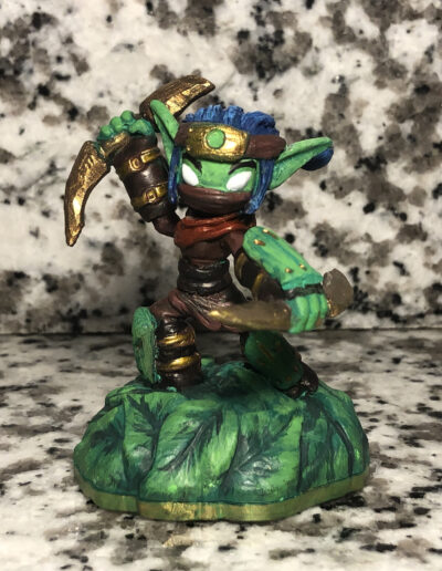 A Customized Stealth elf figure resculpted to look like her awakened form from the "Ring of Heroes" mobile game