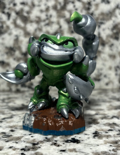 A repaint of the official Skylander Scorp. Colors are meant to represent the steel plated variants found in other characters